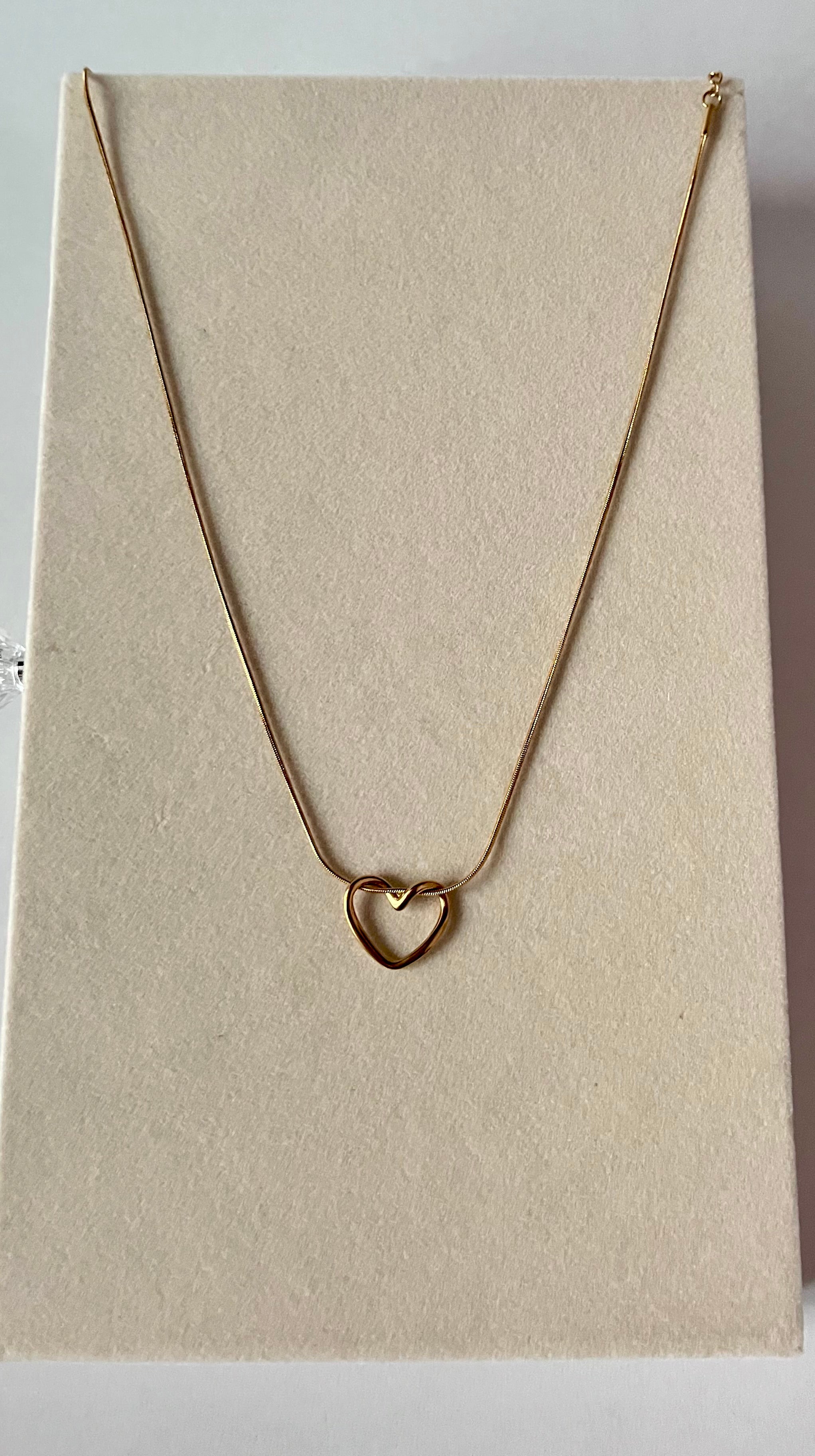 Trishya lifeline pendant