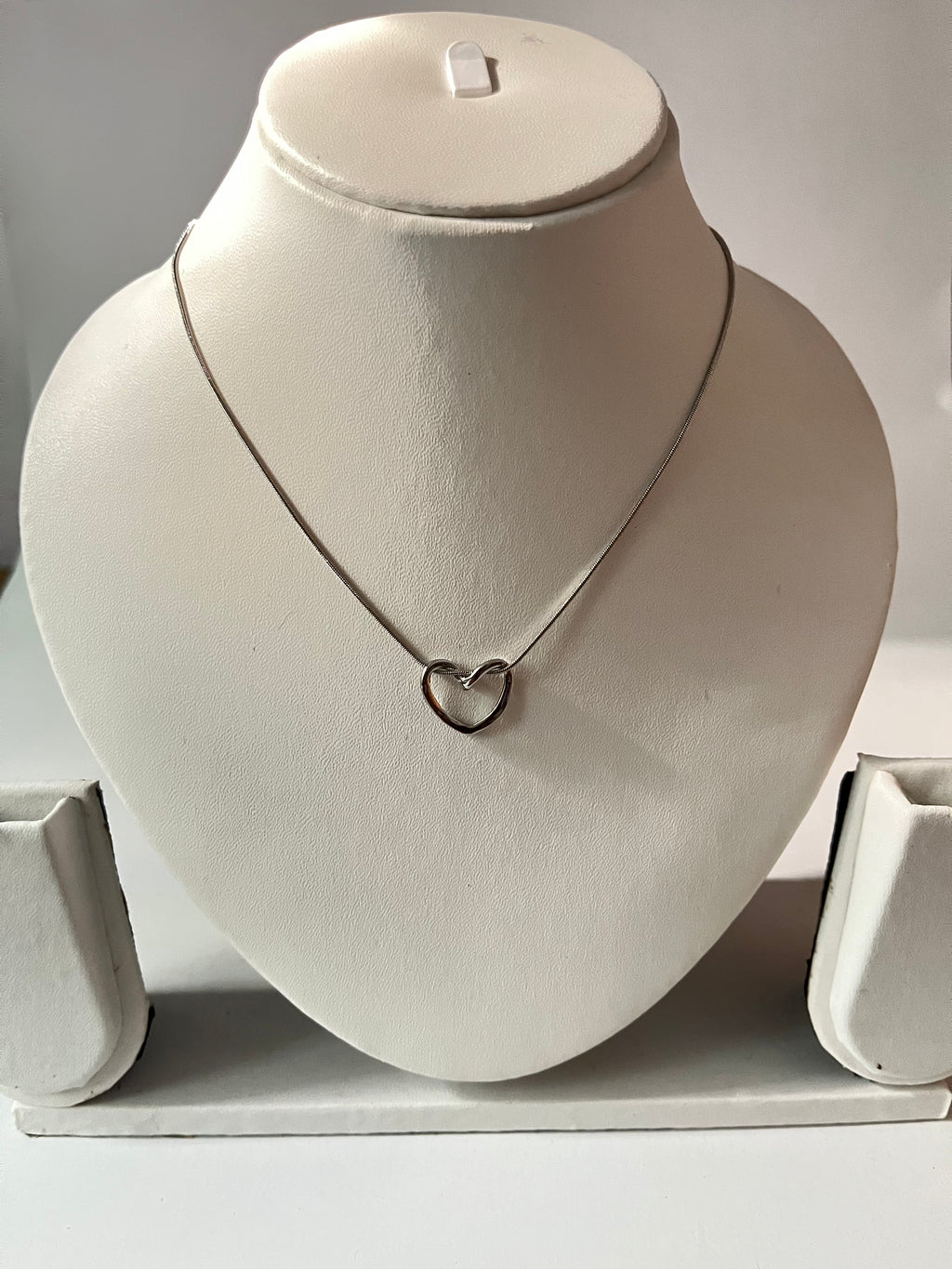 Seoul silver heart pendant
