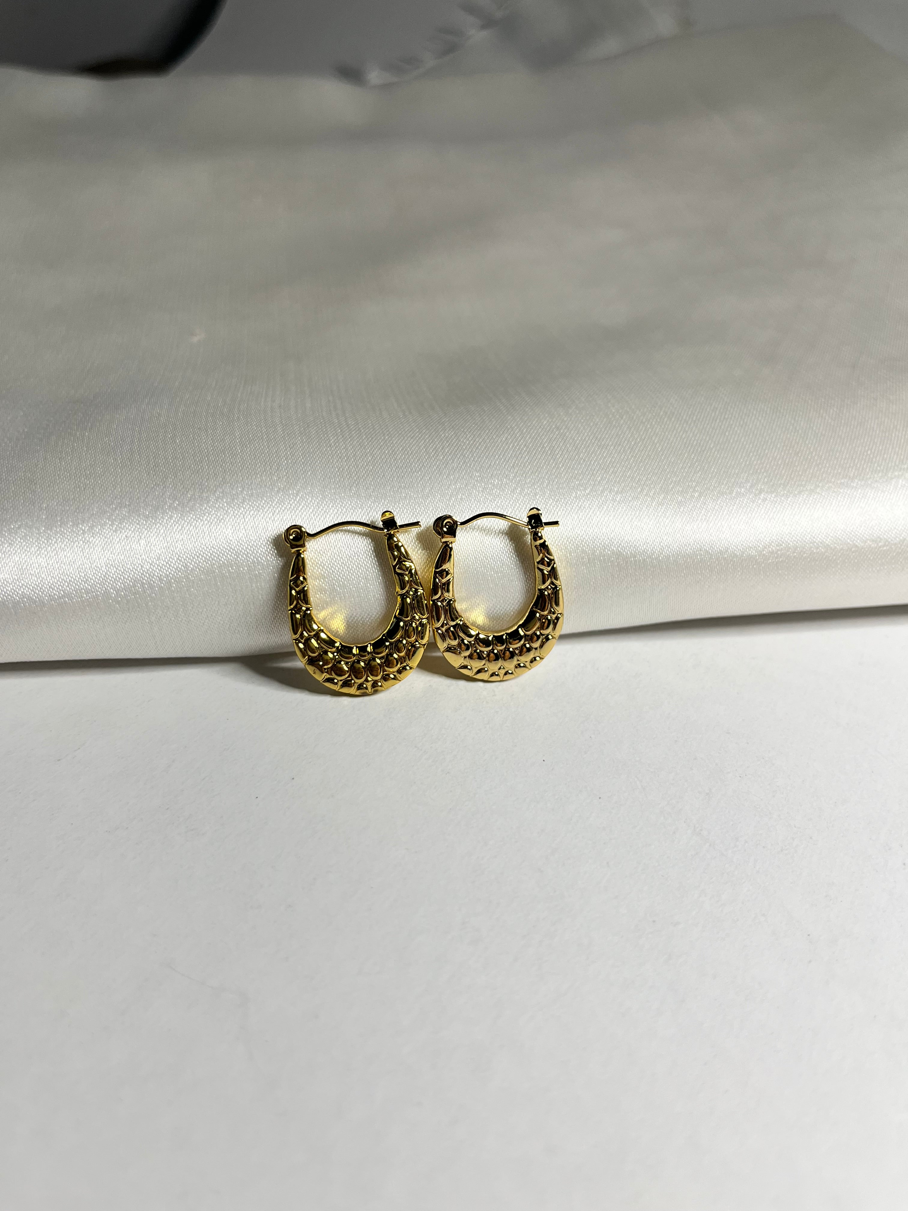 Honeycomb luxe hoops