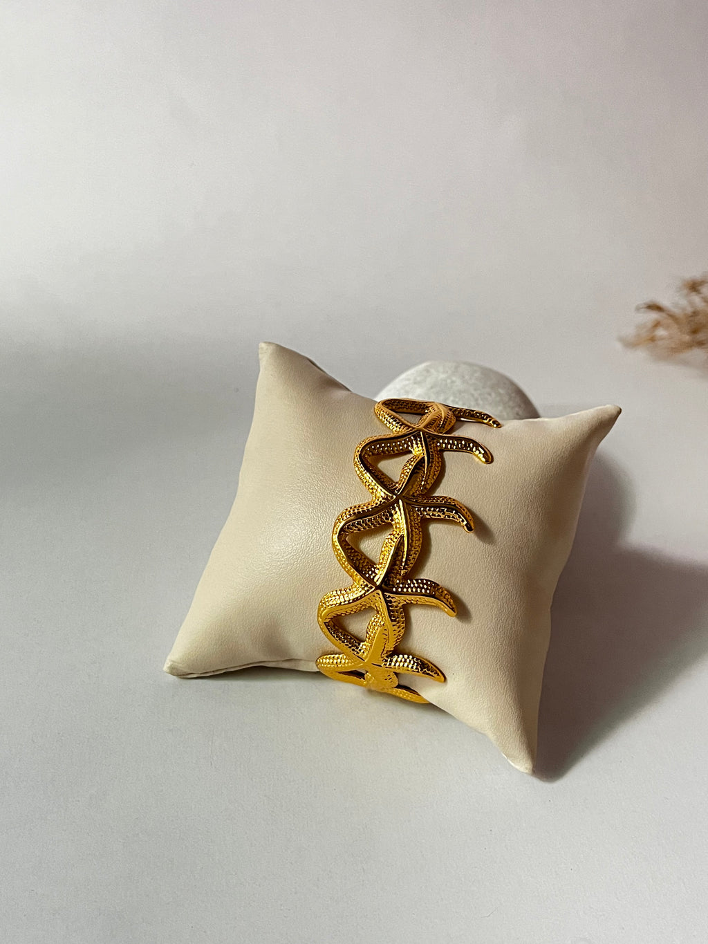 Seoul star fish bracelet