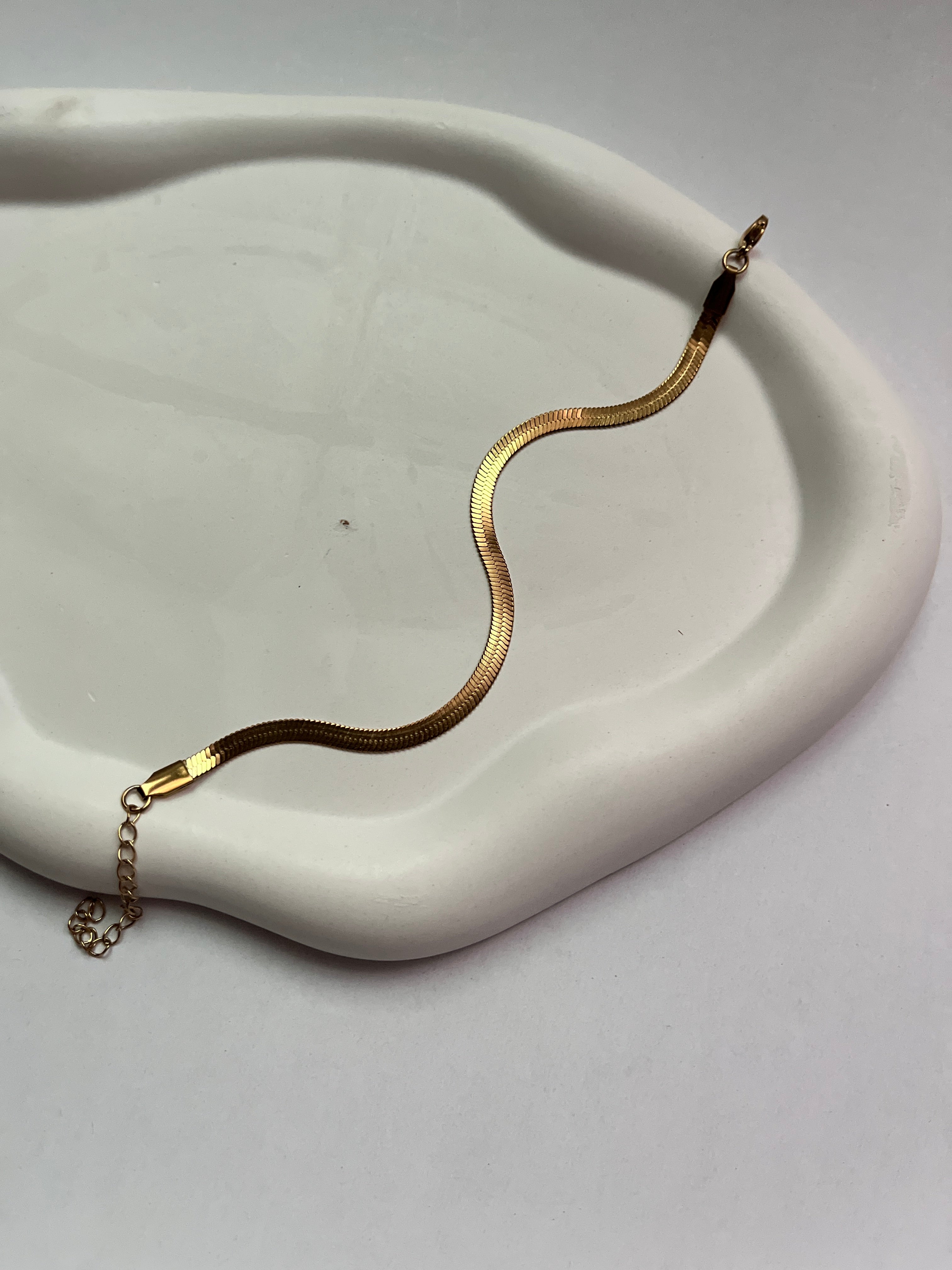 Seoul serpent anklet