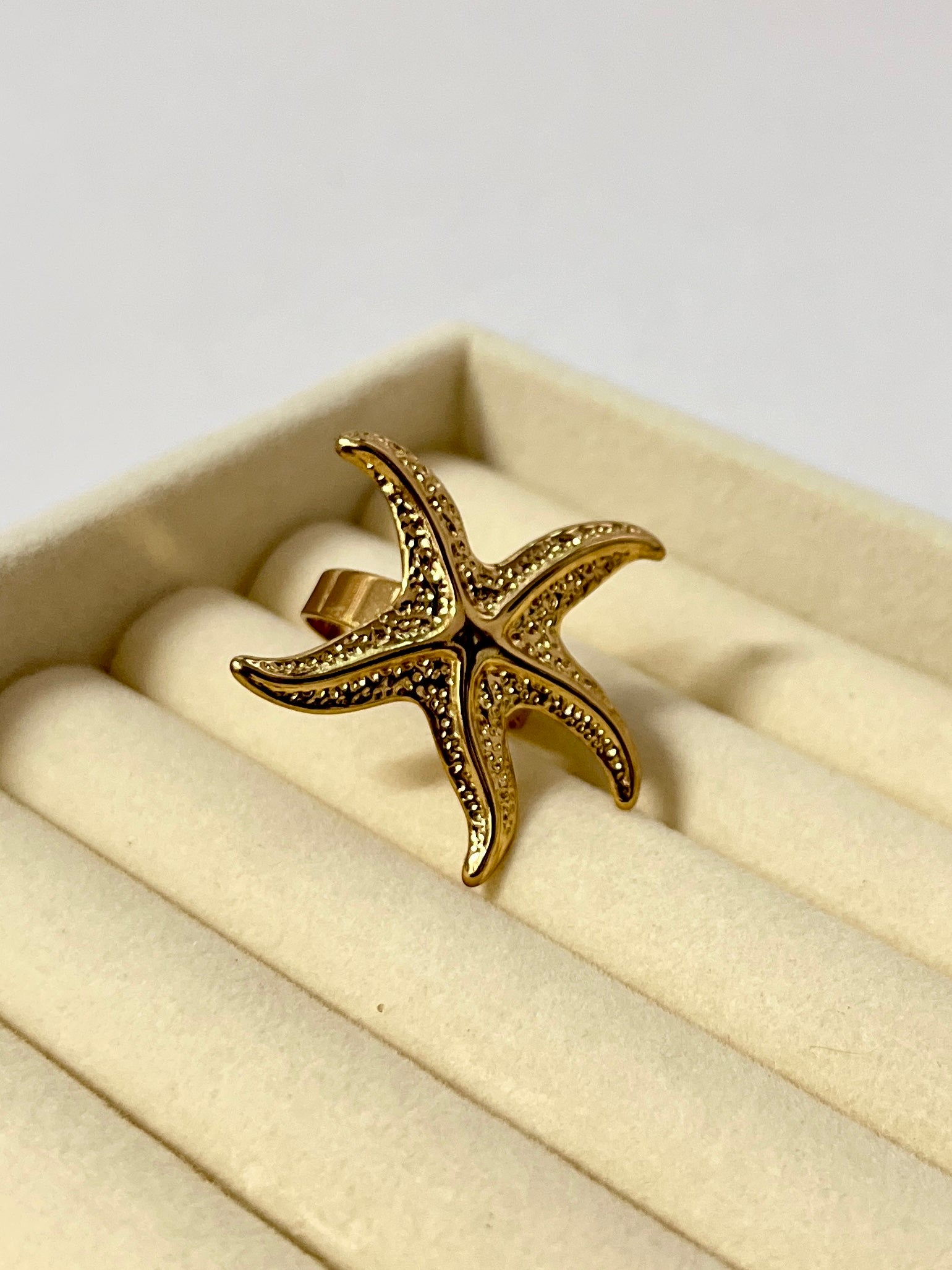 Seoul starfish ring