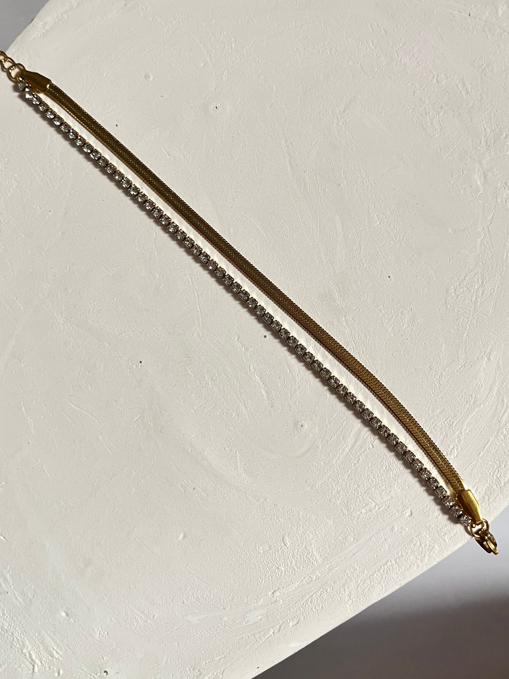 Seoul double chain white stone bracelet