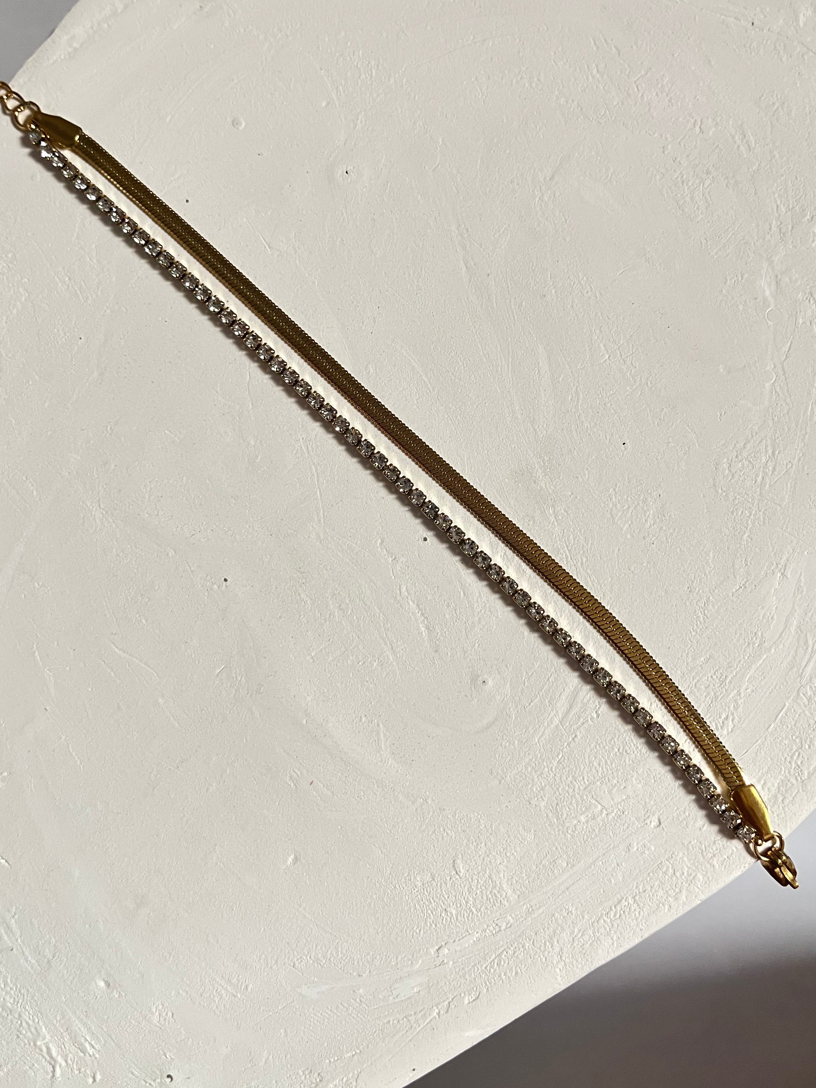 Seoul double chain white stone bracelet