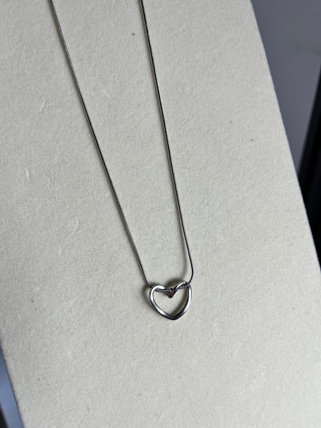 Seoul silver heart pendant