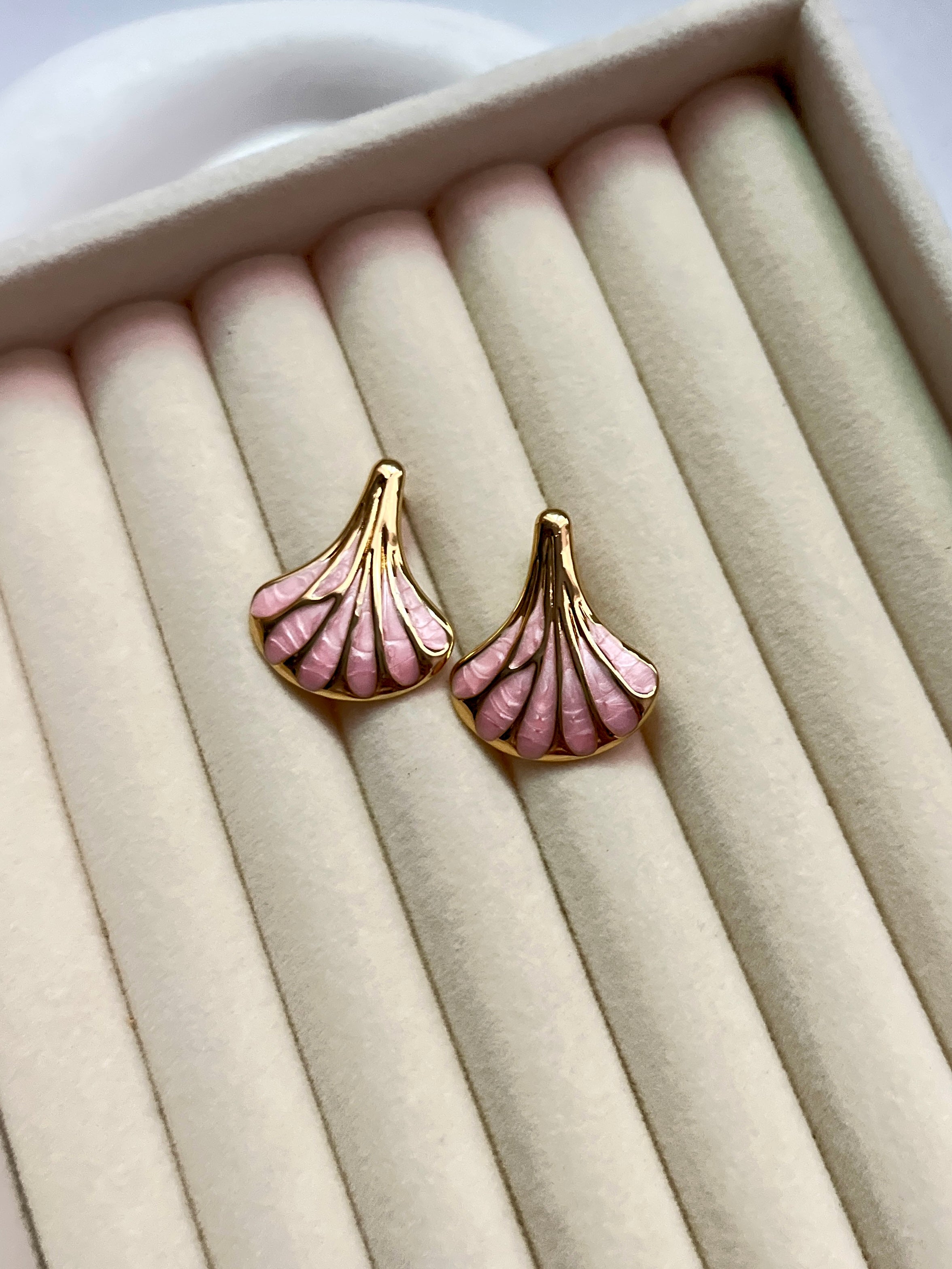 Seoul pink earrings