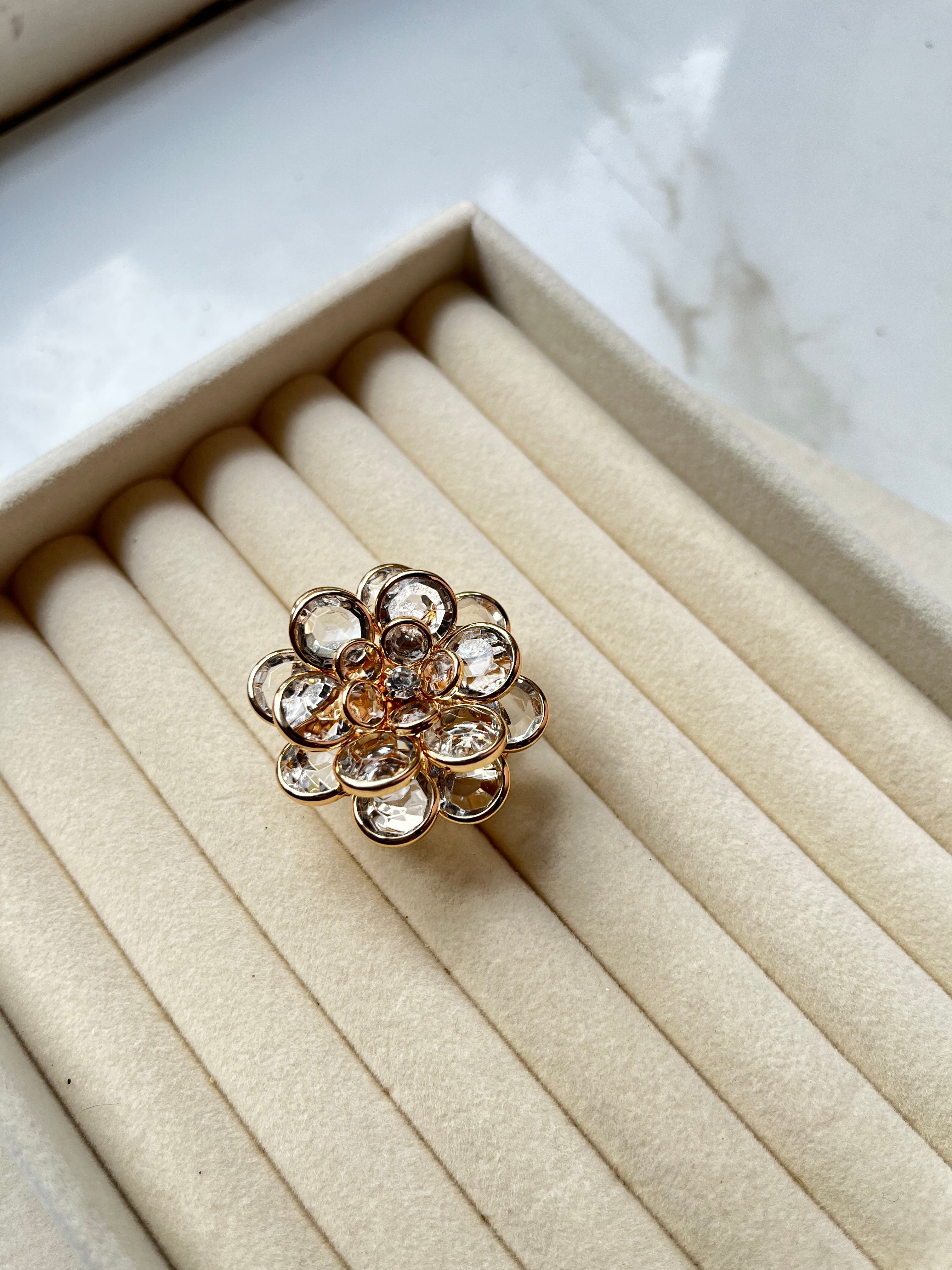 Diamond dew flower ring