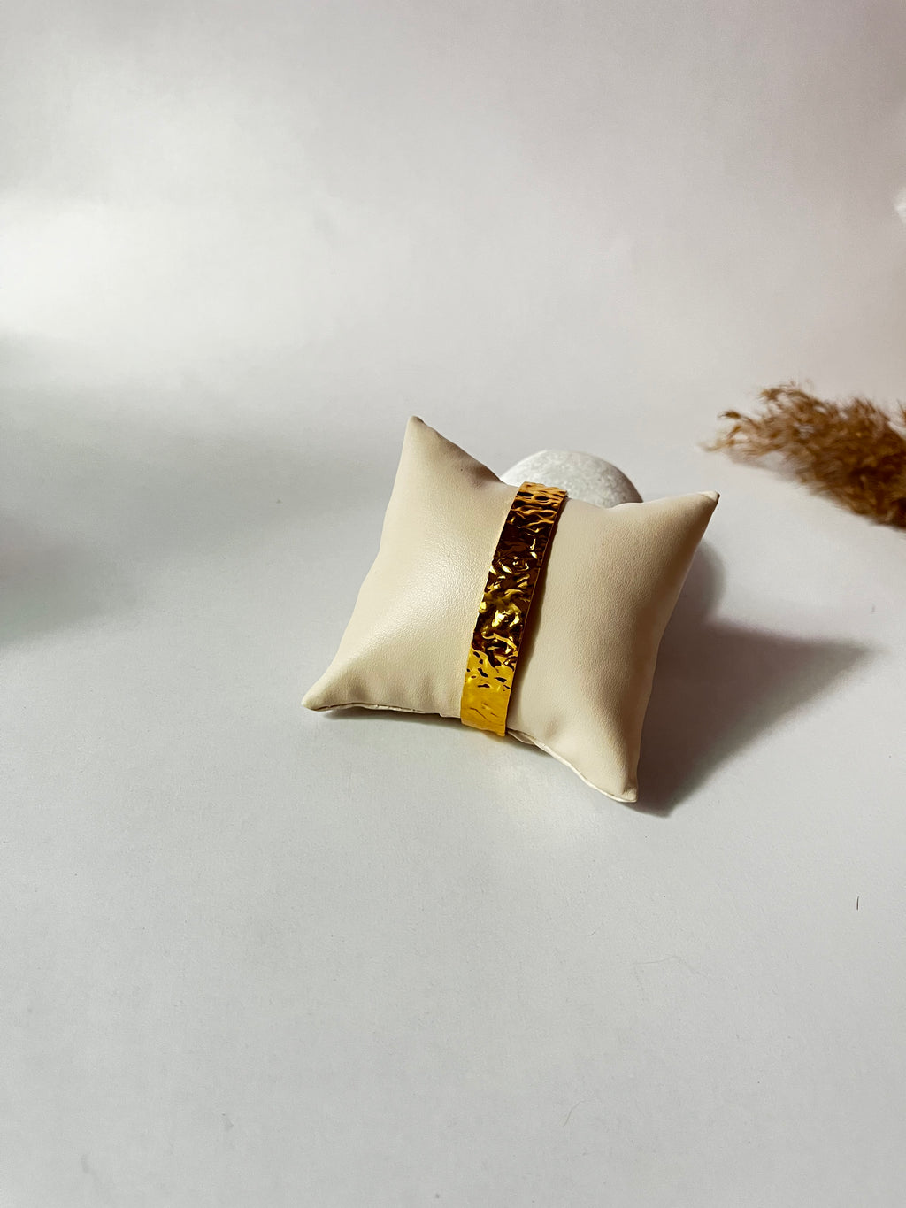 Seoul crushed gold bracelet