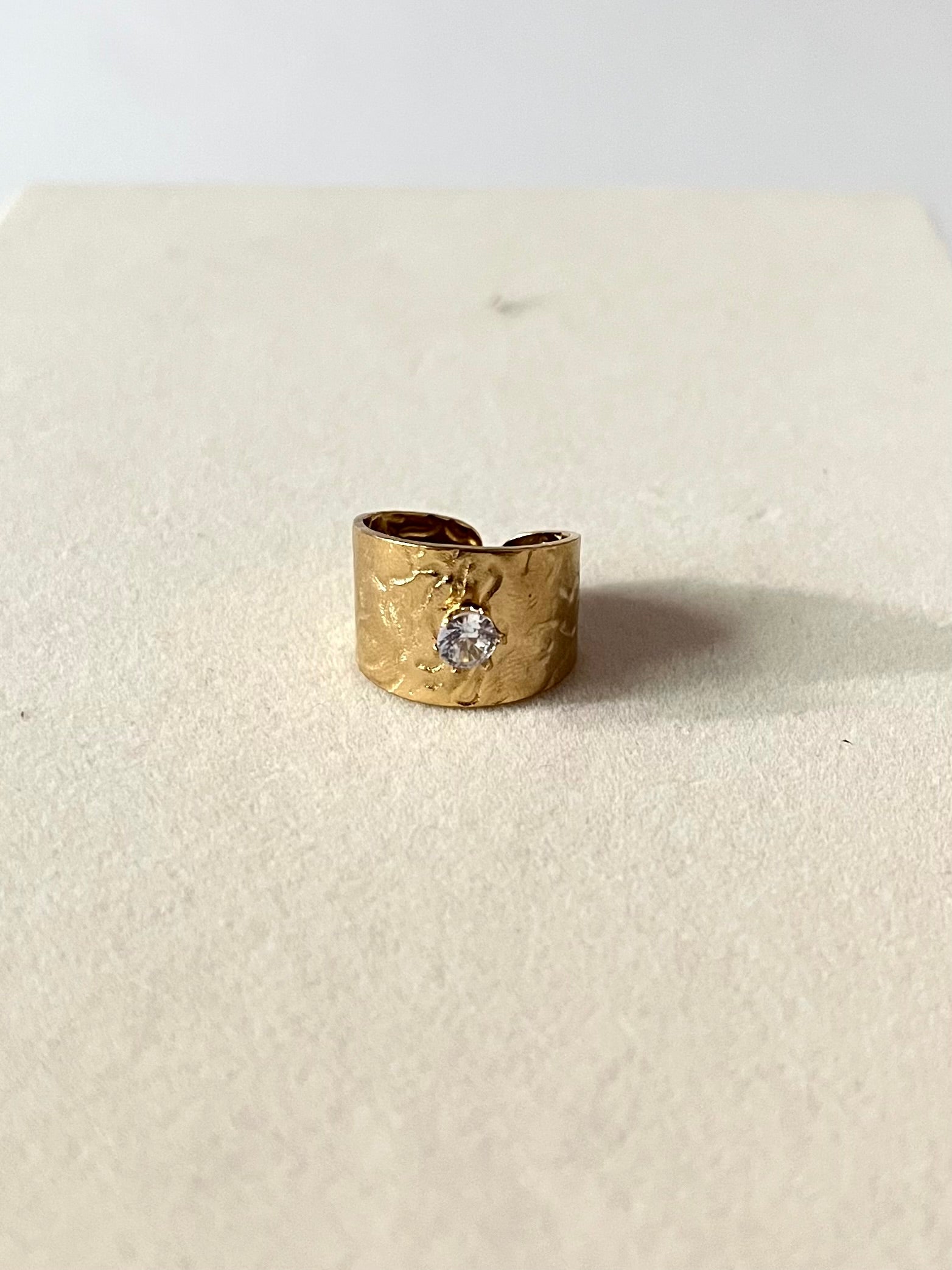 Seoul thumb ring