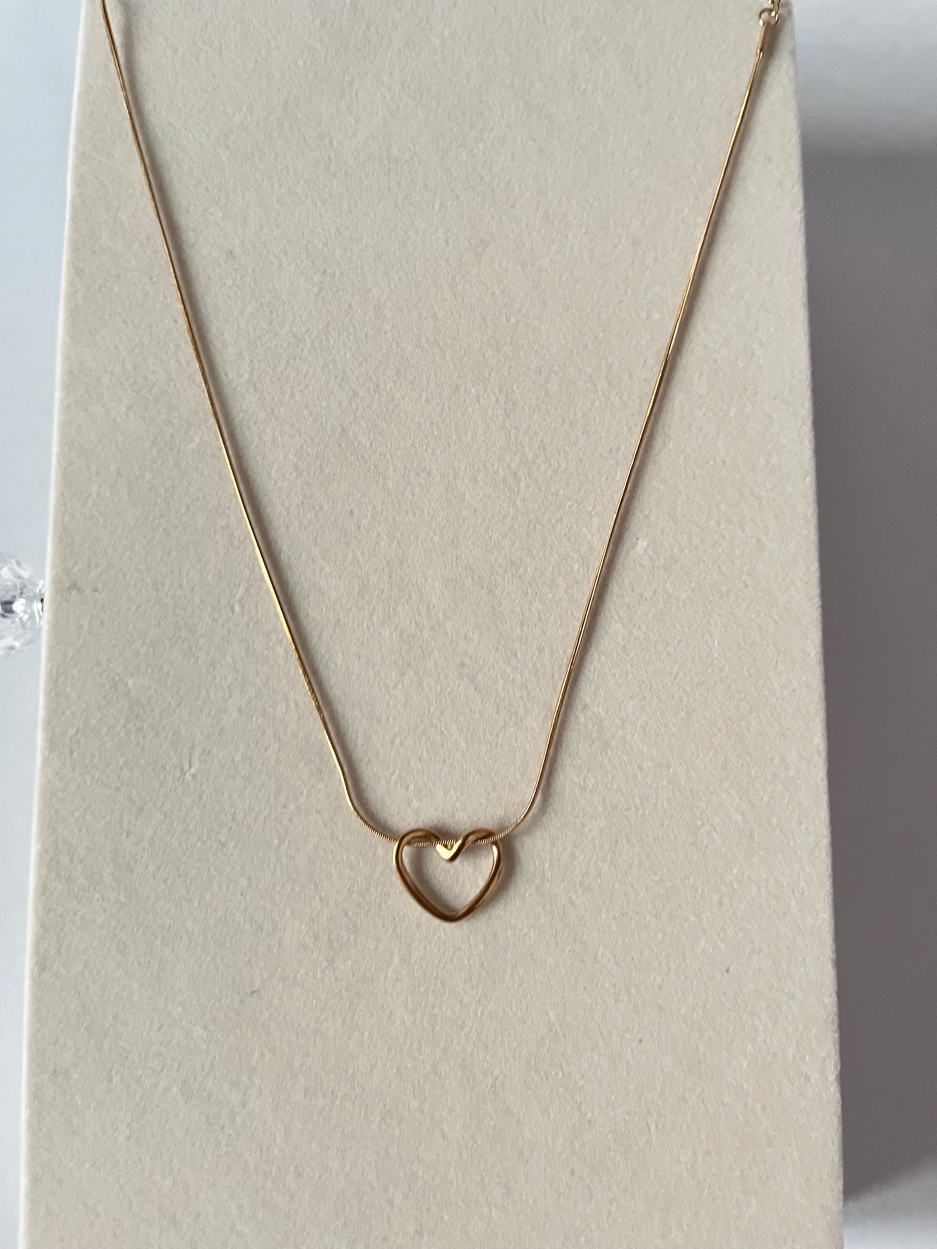 Trishya lifeline pendant