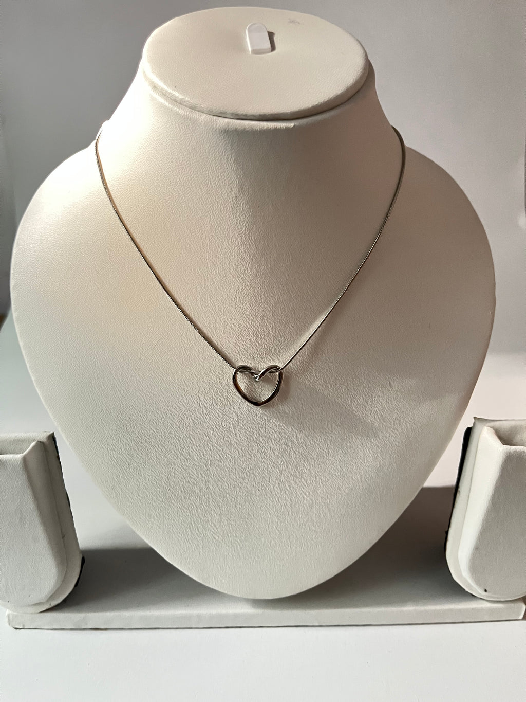 Seoul silver heart pendant
