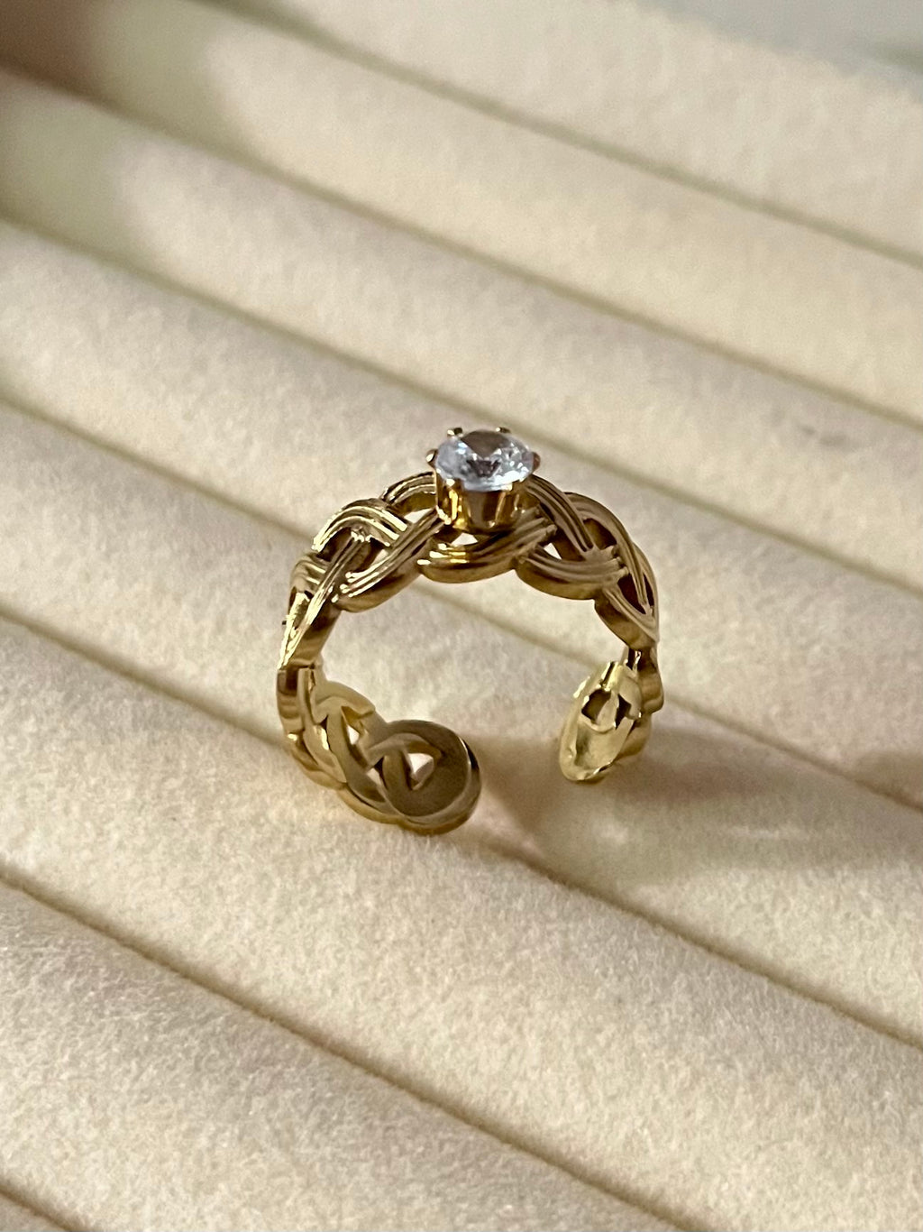 Seoul braided ring