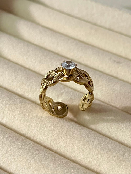 Seoul braided ring