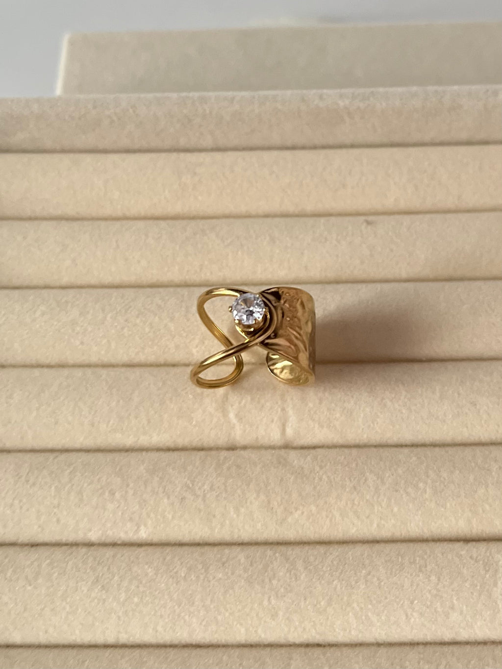 Seoul semi solid ring
